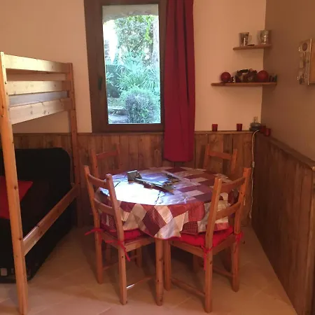 בית הארחה 4 Personnes