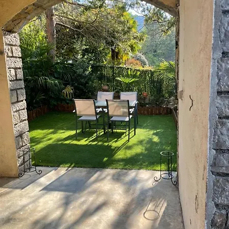 4 Personnes בית הארחה Rivière-sur-Tarn