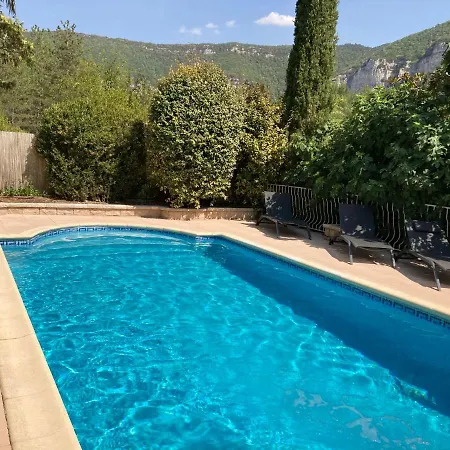 4 Personnes 4* Rivière-sur-Tarn